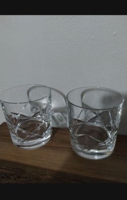 VINTAGE OLD FASHIONED CUT CRYSTAL WHISKEY GLASS SET OF 2 - V100