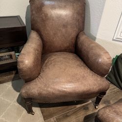 Beautiful High Quality Leather Chair