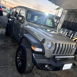 2020 Jeep Wrangler 