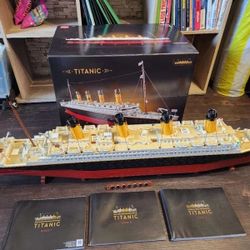 Lego Titanic 10294