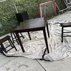 High Dining Table With 3 Stool 