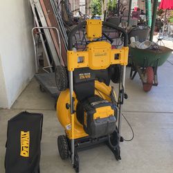 DEWALT CORDLESS MOWER 20 Volt ( Tool Only)