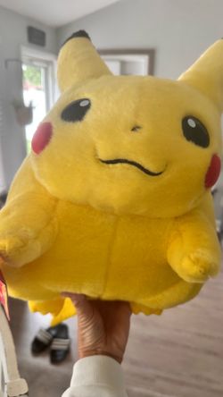Vintage Pokémon Pikachu Plush