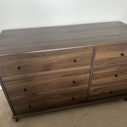 6 Drawer Dresser