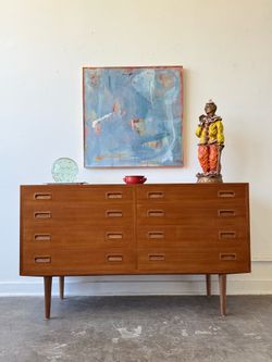 Danish Hundevad Teak 8 Drawer Dresser