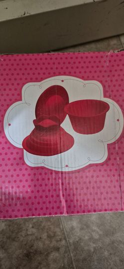 Red Silicone Giant Cupcake Baking Mold Set 3 Piece Large Cupcake Cake Pan