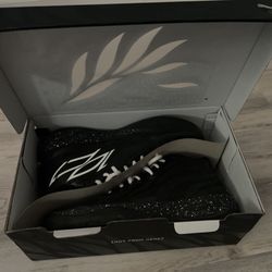 Size 9.5 Puma Mb02 Basketball Shoes