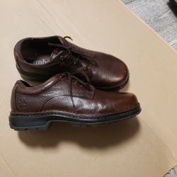 Shoes Timberland  for men , size 10.5. 