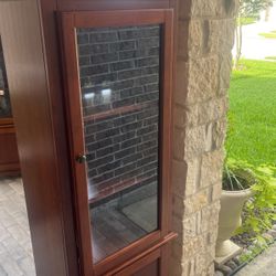 Bookshelves/Wooden storage 