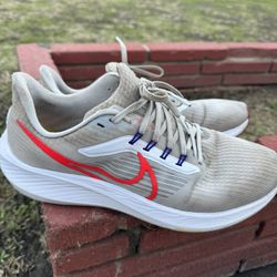 Nike Pegasus 39 -size 9