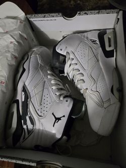 Size 7.5 Jordans