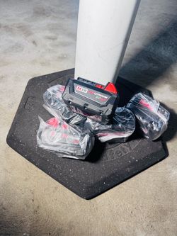 Milwaukee 5Ah battery Brand new, price is for each one