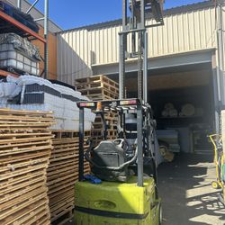 Electric Forklift 3000 Lbs Capacity