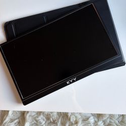 Portable Monitor with Case/Stand