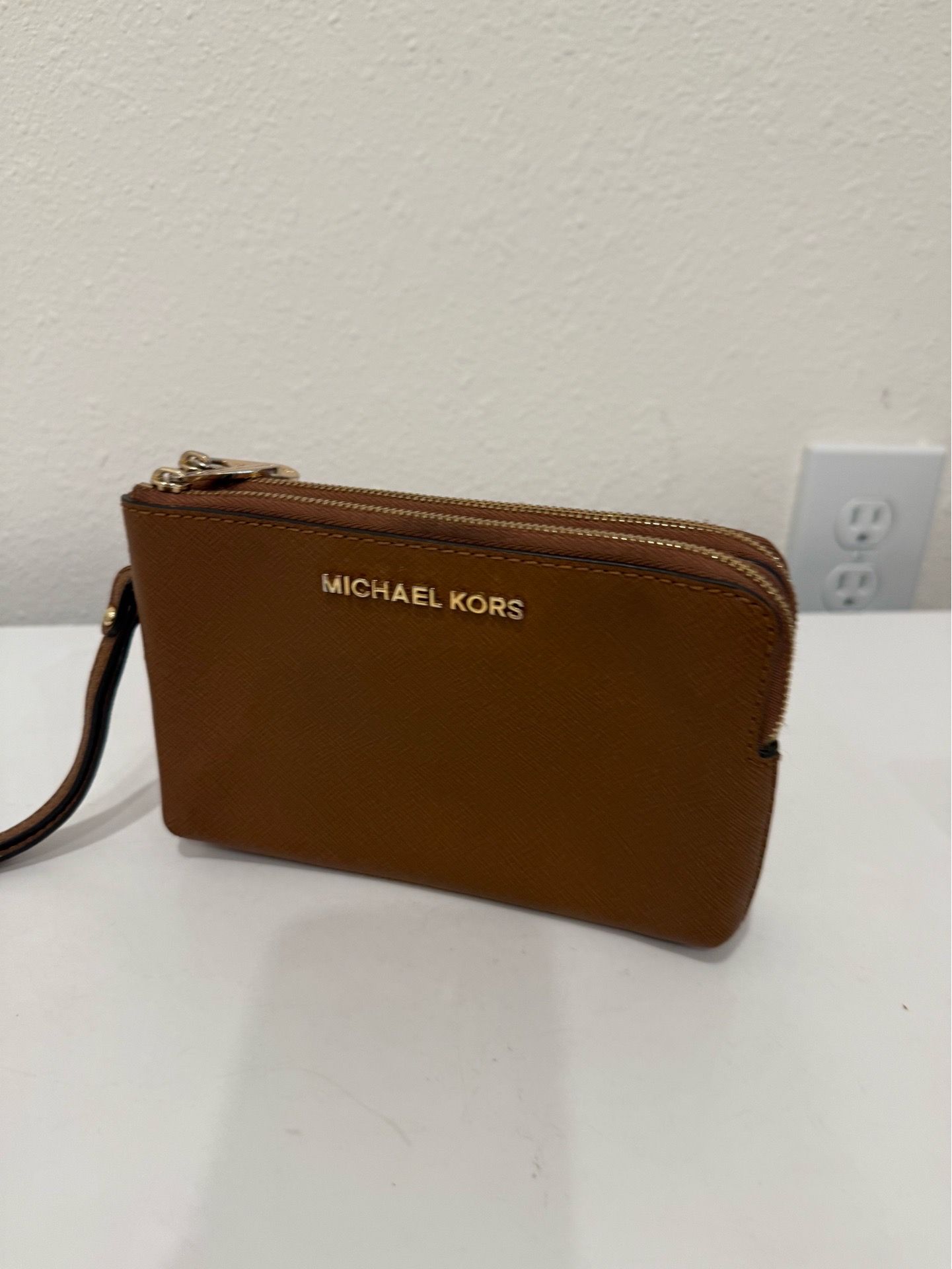MK WRISTLET