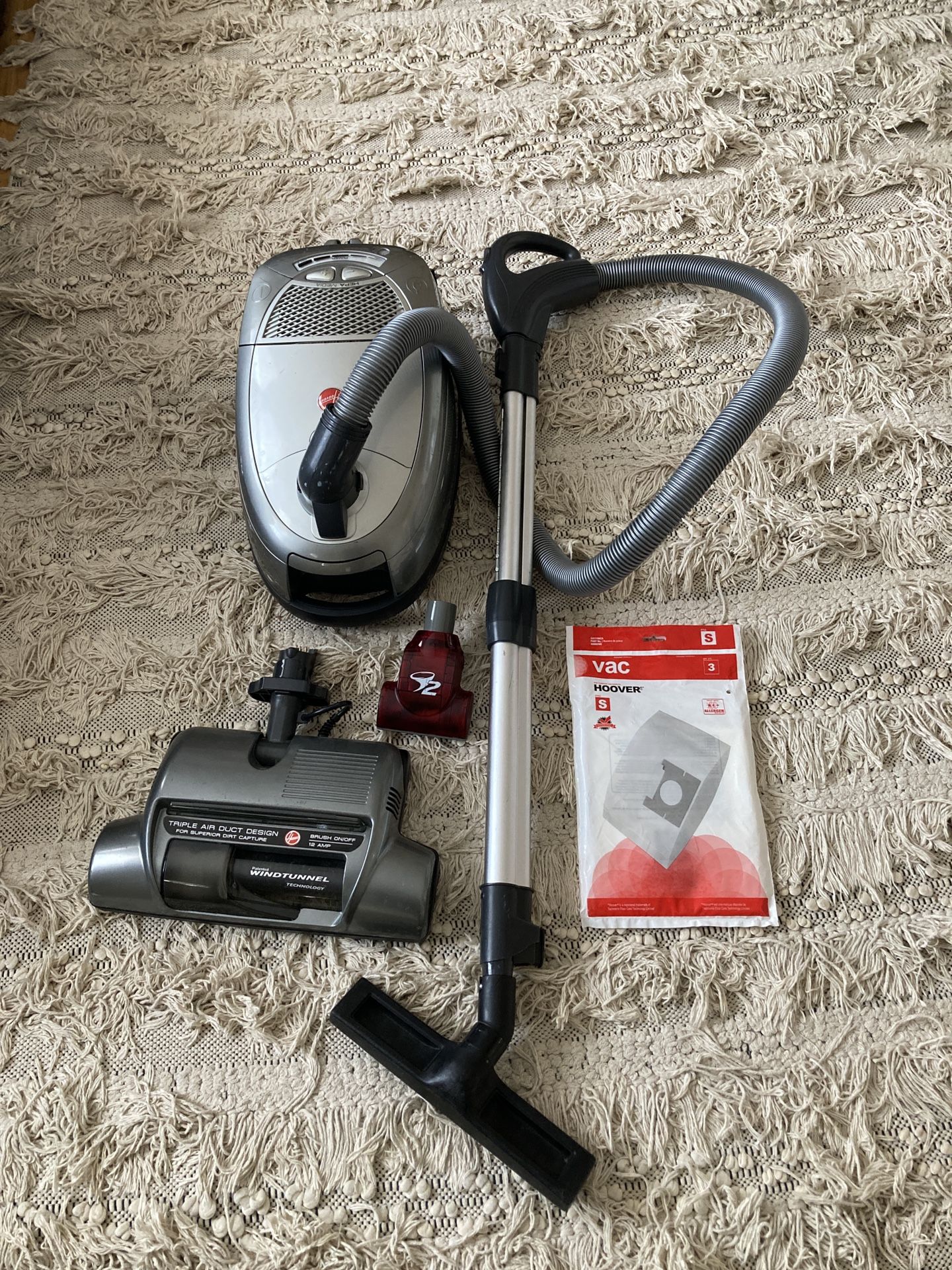 Hoover vacuum
