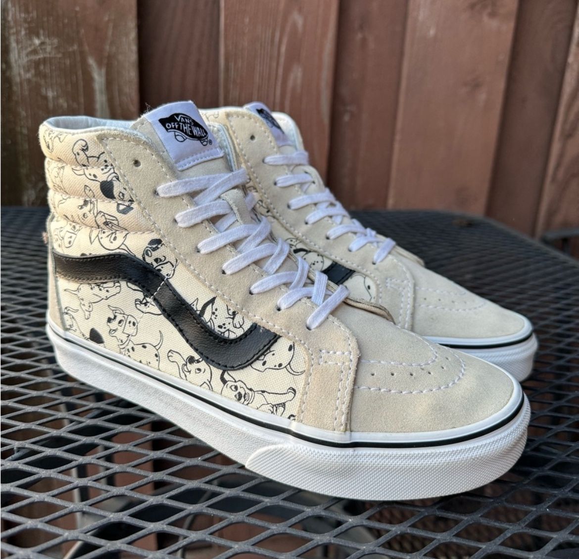 Vans x Disney 101 Dalmatians Sk8 Hi in women's size 7.