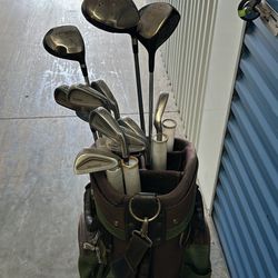 Golf Clubs 
