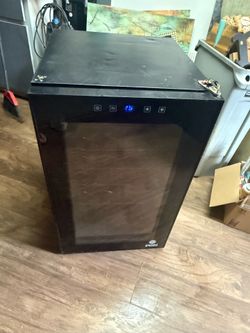 wine cellar/mini fridge