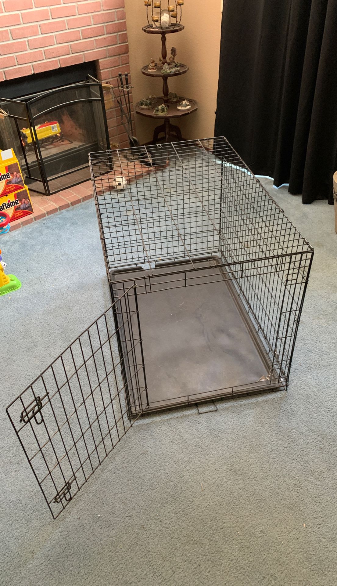 Large dog crate / kennel