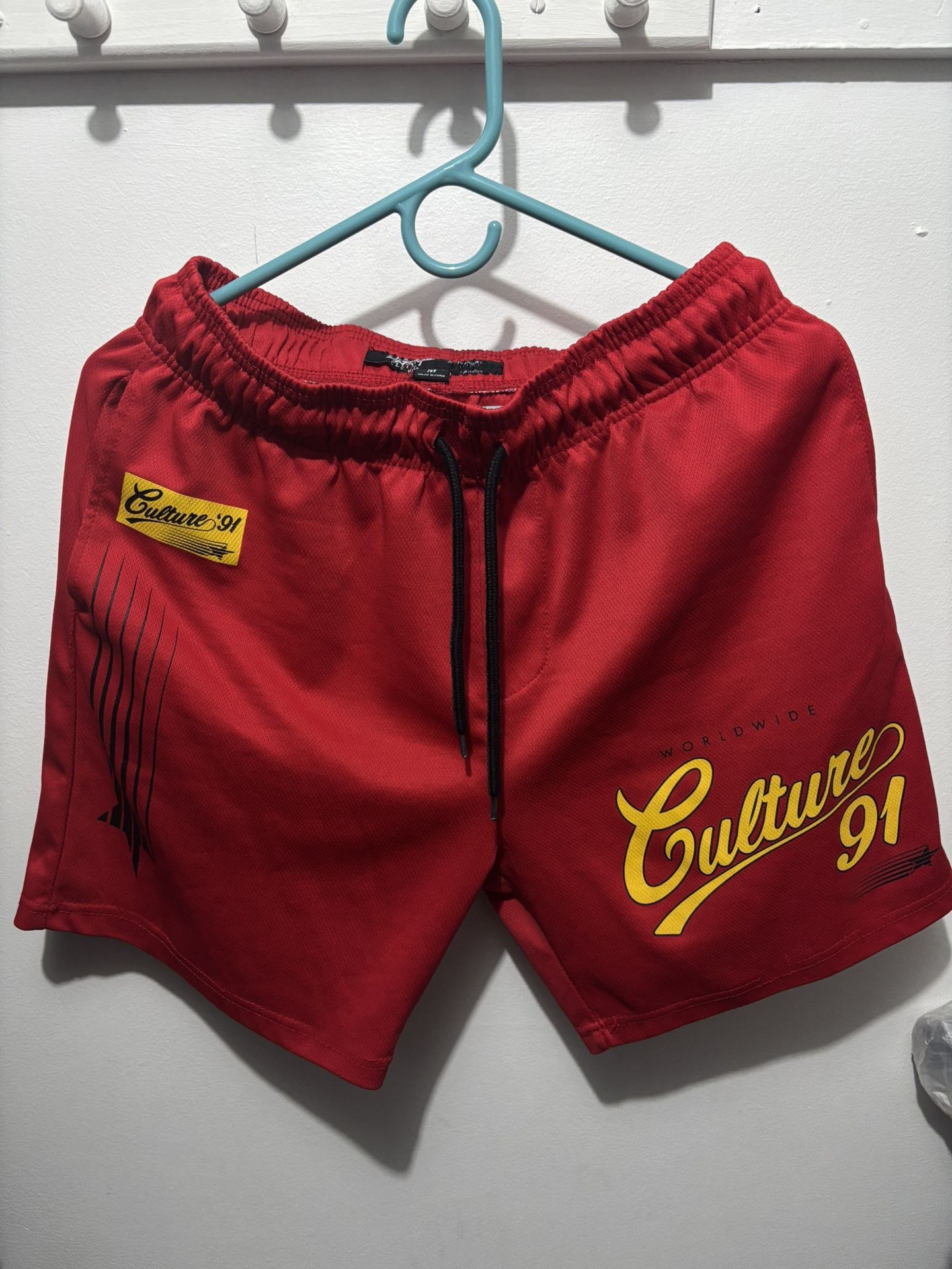 Brooklyn Cloth Men's Medium Red Sweat Shorts -Pockets Worldwide Culture 91