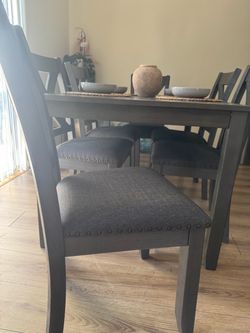 Dinning table