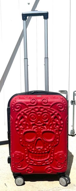 Carry On Spinner Suitcase