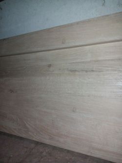 Queen size bed frame for sale in good condition Pick up only please cash only