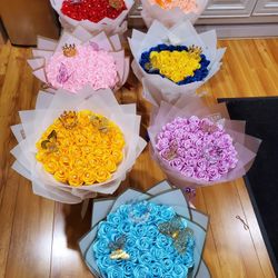 36 Ribbon Rose Bouquet 