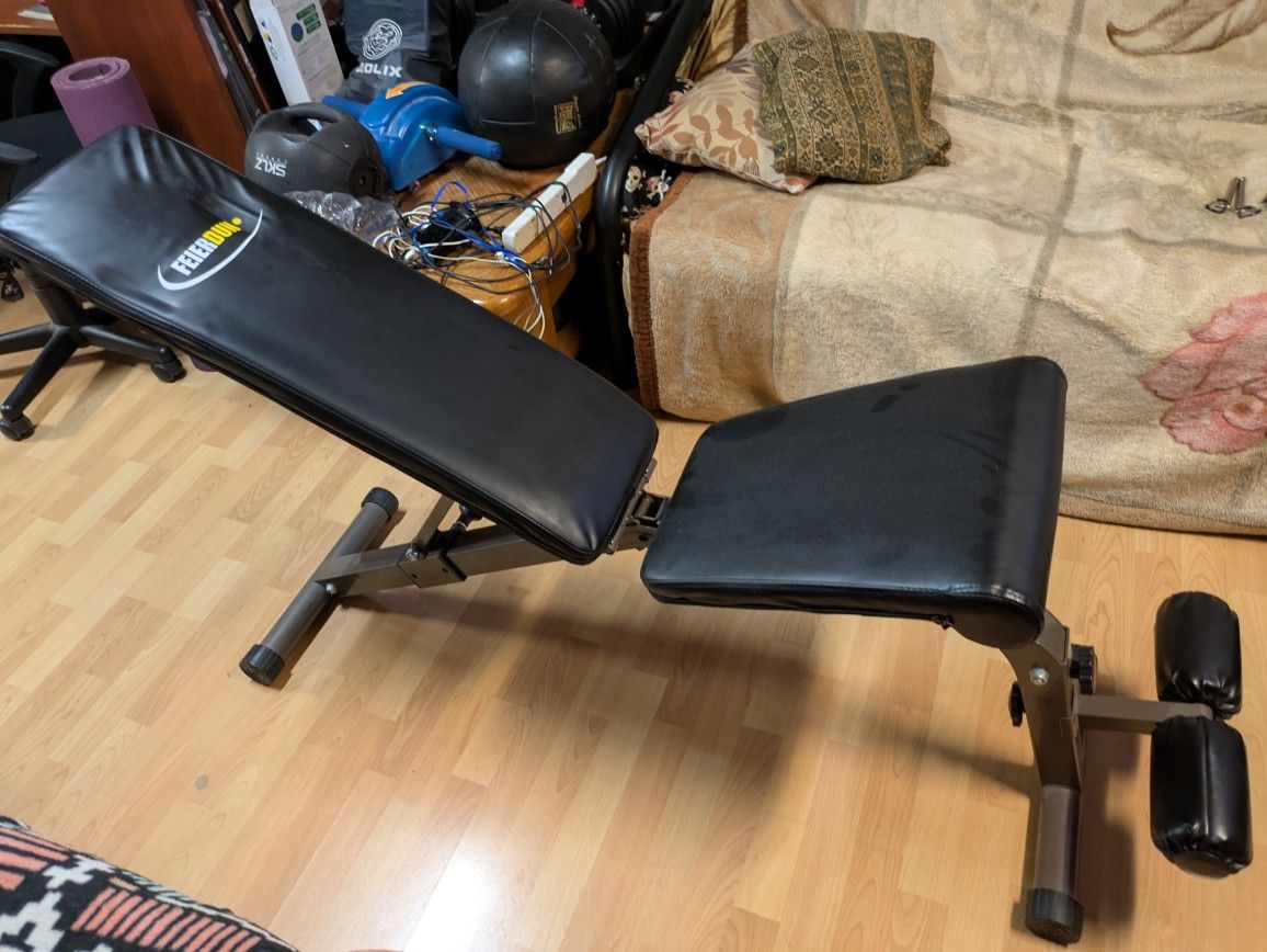 Feierdun weight bench