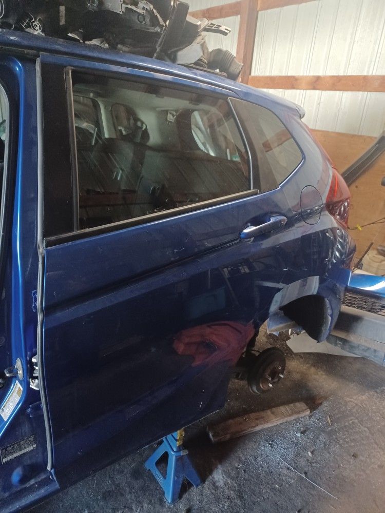 2017 Honda Fit Left Rear Door