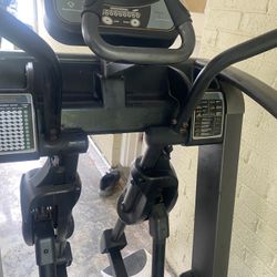 Center G Drive Elliptical 