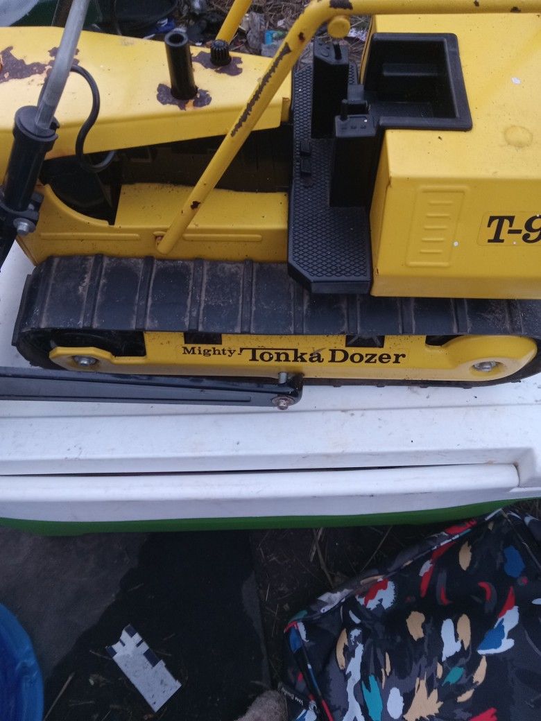 Vintage Tonka Bulldozer 