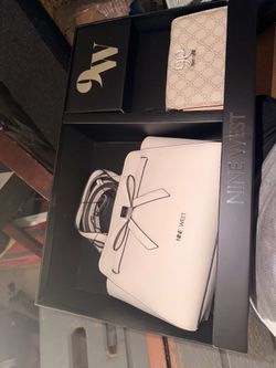 Nine West purse and wallet