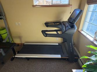 Treadmill (commercial-grade)