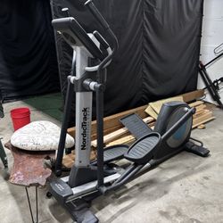 Elliptical NordicTrack Commercial 1300