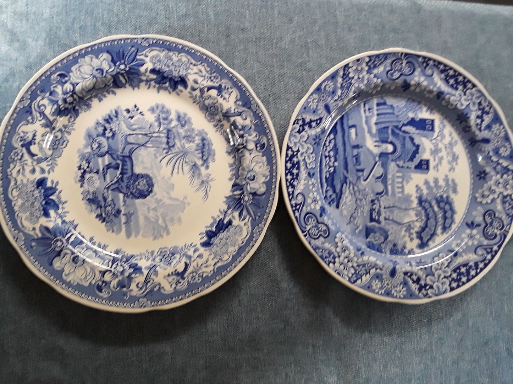 White and blue china plates