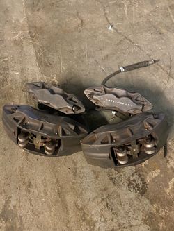 Camaro SS calipers and rotors