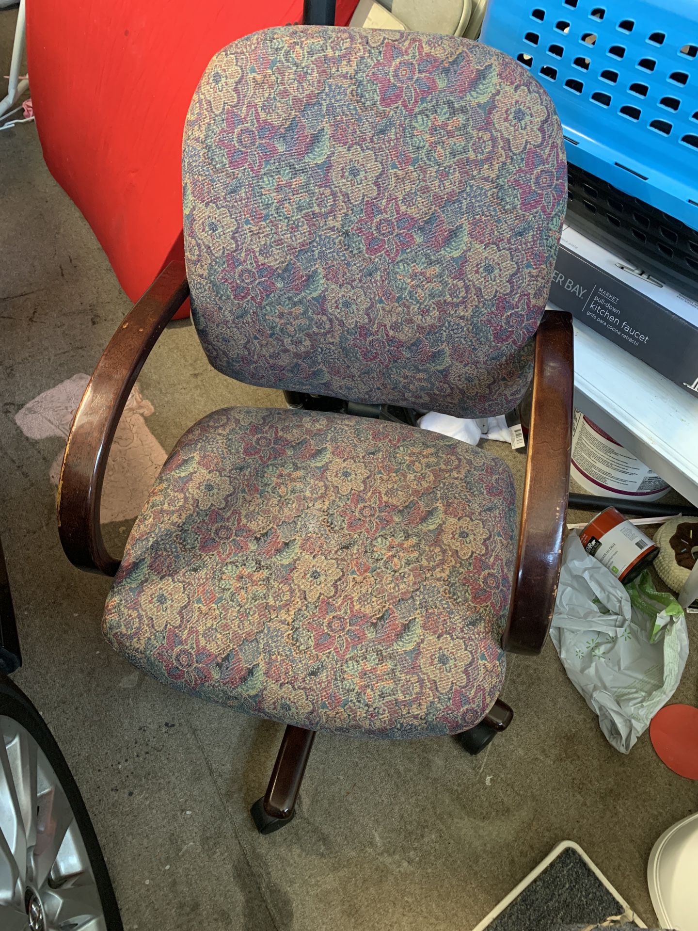 The creative office chair 12