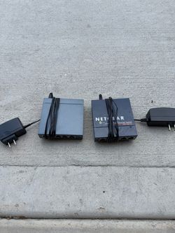 Netgear FS105 5-Port Fast Ethernet Switch Lot of 2