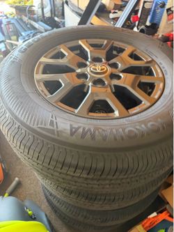 2026 toyota 4runner sr5 wheels and tires