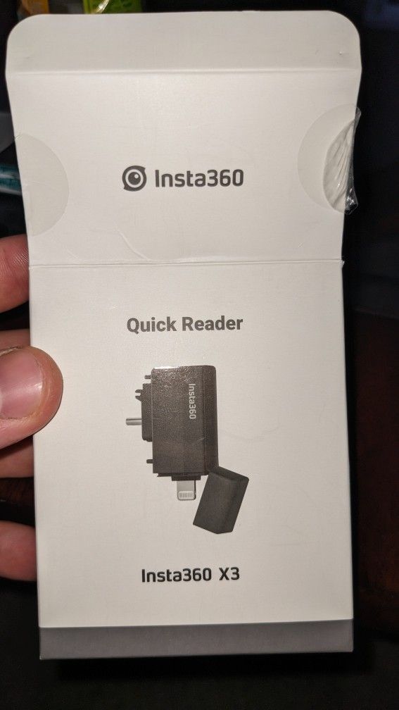 Insta360 Quick Reader