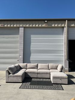 Thomasville Tisdale 6-Piece Fabric Modular Sectional with Storage Ottoman - 🚚 FREE DELIVERY AVAILAB