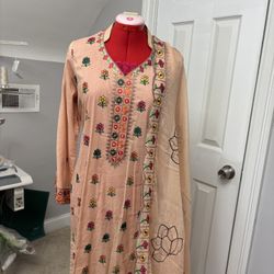 3pc Embroidery Lawn Dress