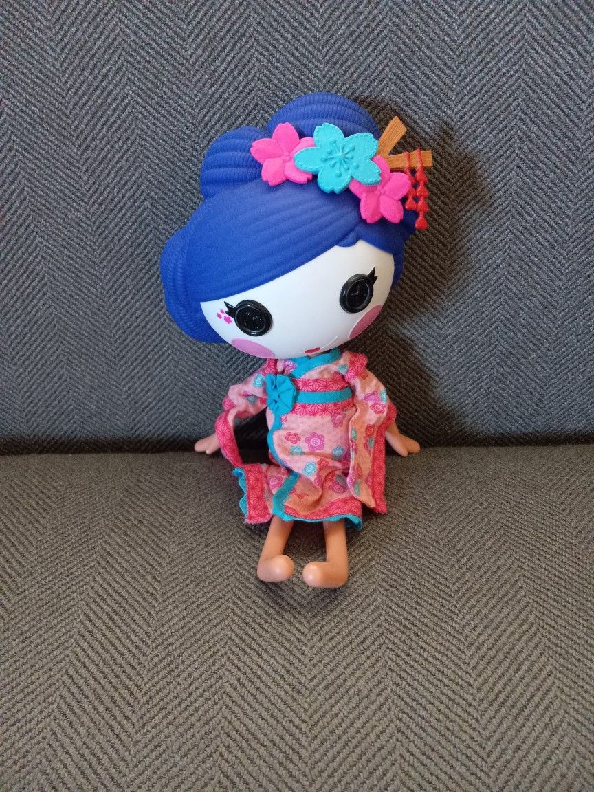 "Yuki Kilmono" MGM Entertainment Lalaloopsy Japanese Doll