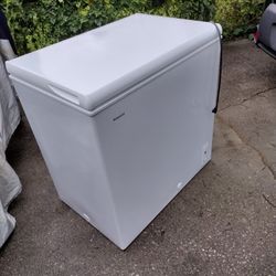 Hotpoint Deep Freezer (7cbf)