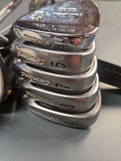 Clevelan Golf Clubs Complete Set w/ putter
