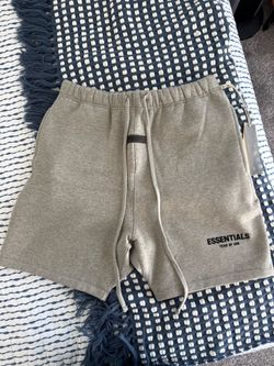 Essentials FEAR OF GOD Shorts Dark Oatmeal Medium