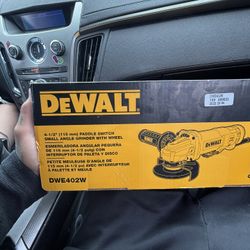 DEWALT ANGLE GRINDER