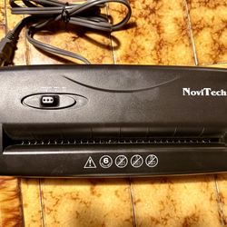NoviTech portable paper shredder
